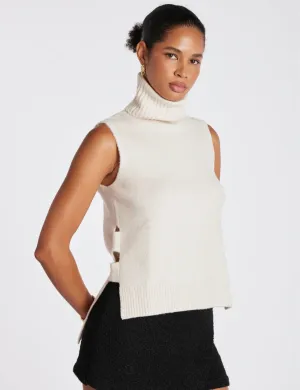 Frankie Turtleneck, Ivory