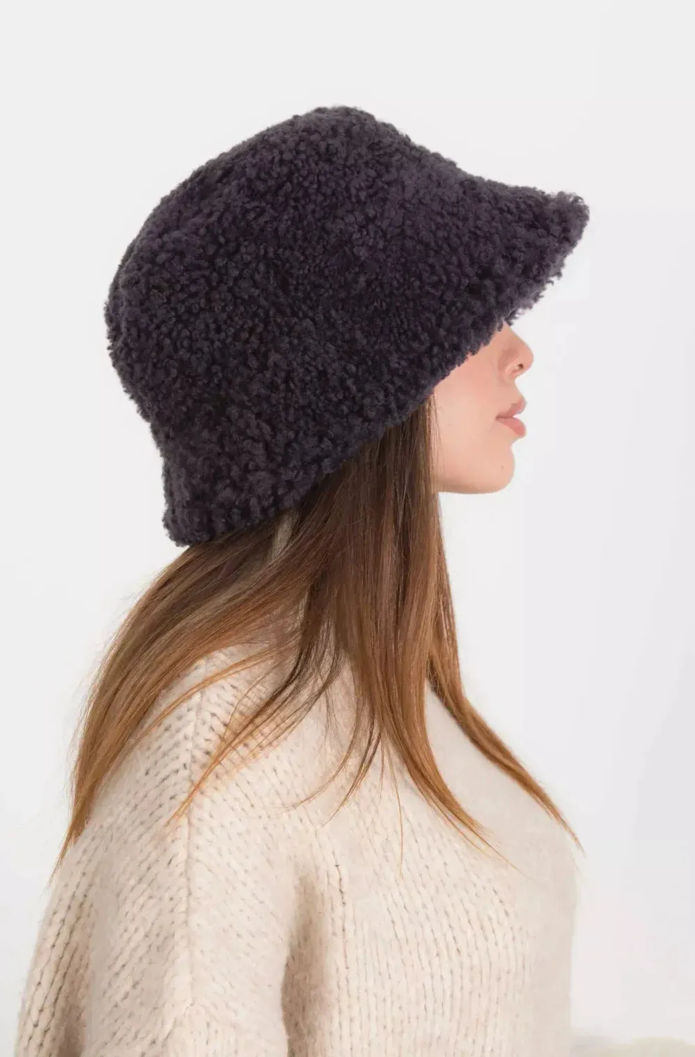 Real Sheepskin Shearling Winter Fur Bucket Hat for Women in Aubergine