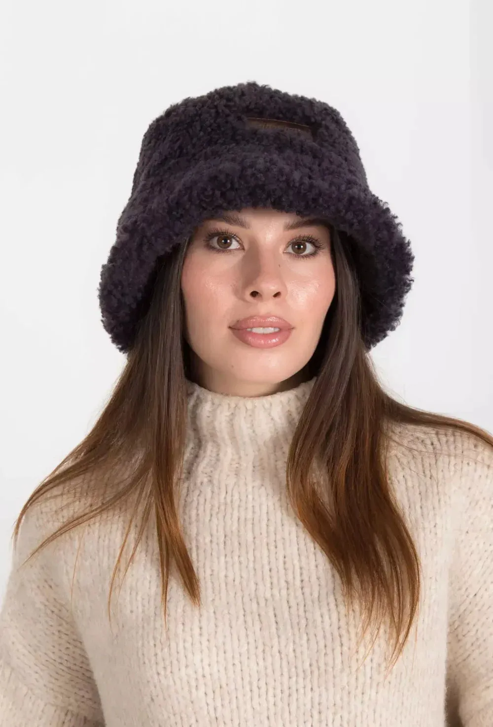 Real Sheepskin Shearling Winter Fur Bucket Hat for Women in Aubergine