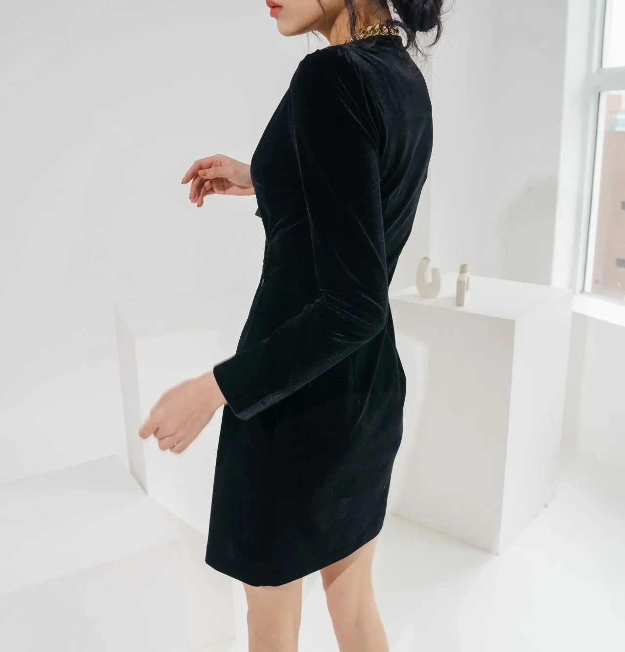 VELVET WRAP DRESS